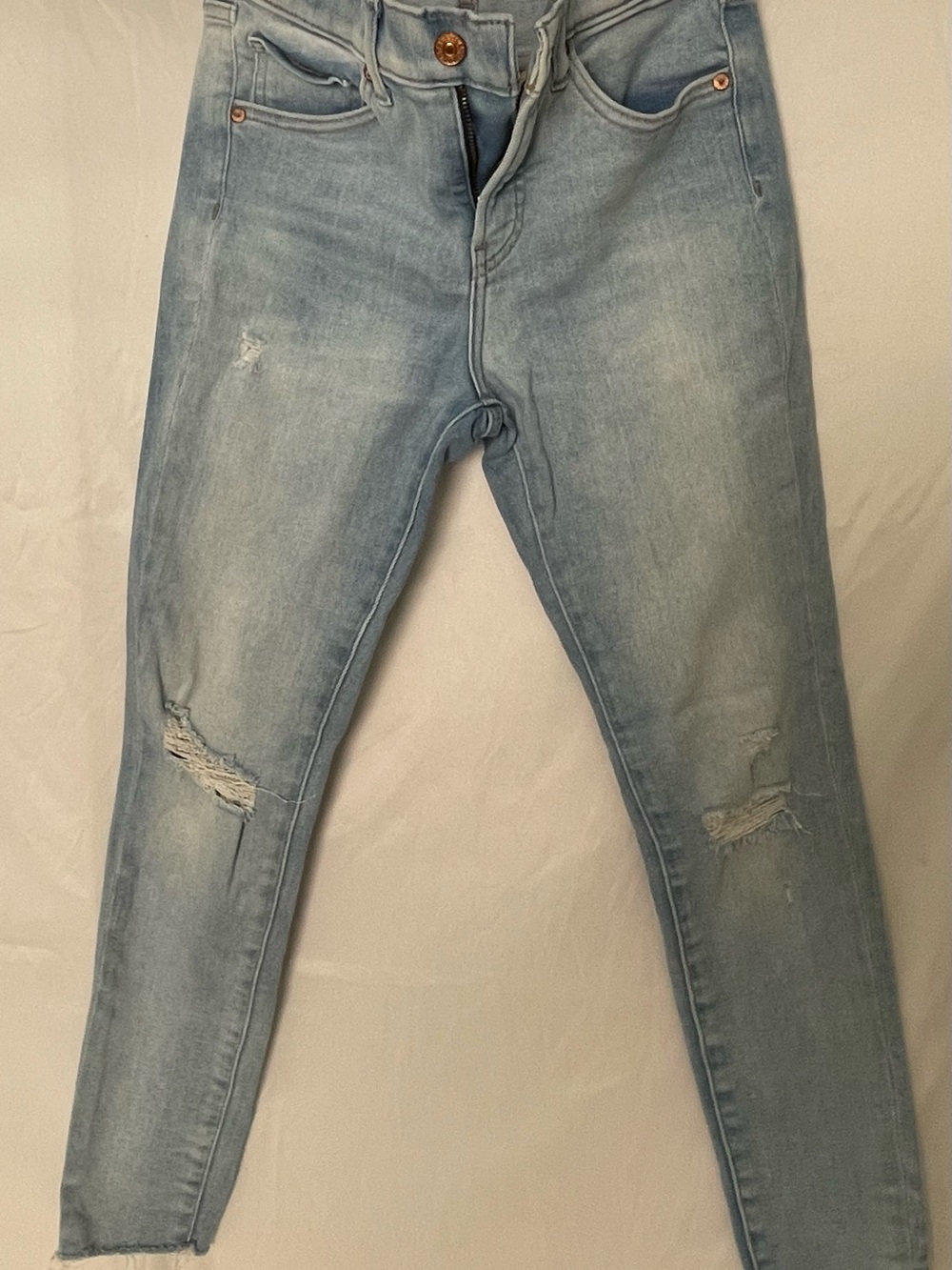 Express Women's Light Blue Skinny Ripped Jeans
